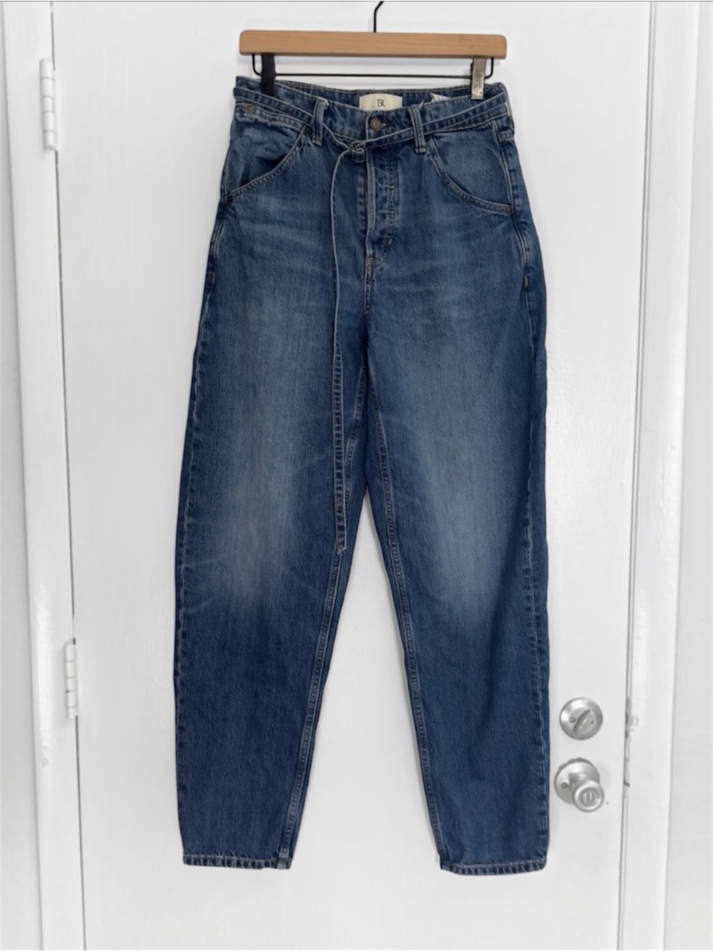 Banana Republic High Rise Rigid Bow Leg Jeans 27L 27 Long Medium Wash Barrel